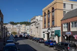 100 Glen St, Glen Cove, NY 11542 - Photo 9