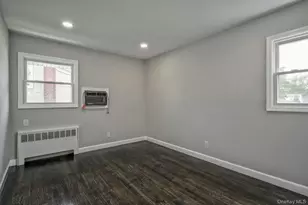 646 Evelyn Ave Ave, East Meadow, NY 11554 - Photo 21