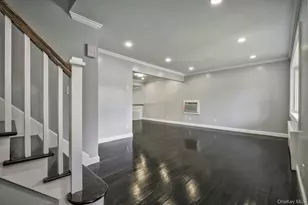 646 Evelyn Ave Ave, East Meadow, NY 11554 - Photo 5