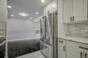 646 Evelyn Ave Ave, East Meadow, NY 11554 - Photo 11