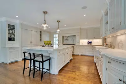 191 Elderfields Road, Manhasset, NY 11030 - Photo 11