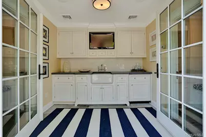 191 Elderfields Road, Manhasset, NY 11030 - Photo 29