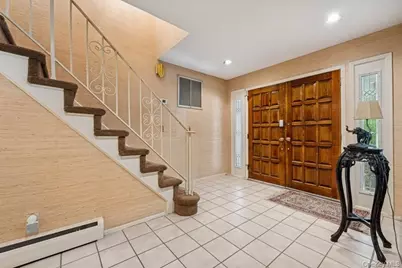 764 Sherwood Court, Woodmere, NY 11581 - Photo 3