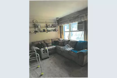 38 Hark Lane, Westbury, NY 11590 - Photo 5