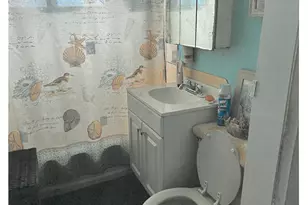 38 Hark Ln, Westbury, NY 11590 - Photo 7