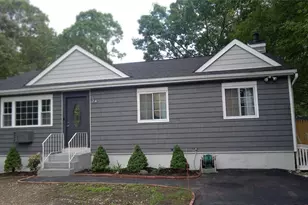 34 Park Ln, Medford, NY 11763 - Photo 3