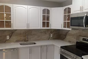 34 Park Ln, Medford, NY 11763 - Photo 9