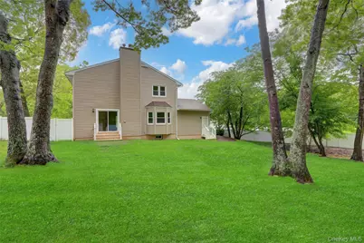 31 Teller Avenue, Coram, NY 11727 - Photo 25