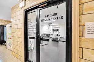 4705 Henry Hudson Pkwy W, Bronx, NY 10471 - Photo 13