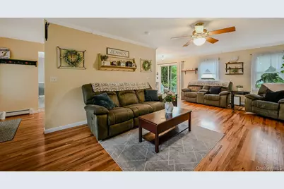 370 Pheasant Place, Greenport, NY 11944 - Photo 5