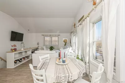 33 Hoppin Avenue, Montauk, NY 11954 - Photo 5