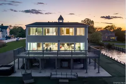 200 Clocks Boulevard, Massapequa, NY 11758 - Photo 9