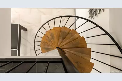 200 Clocks Boulevard, Massapequa, NY 11758 - Photo 15