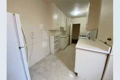 501 Riverdale Avenue #6L, Yonkers, NY 10705 - Photo 9