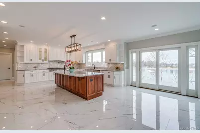 12 Barbara Lane, Glen Cove, NY 11542 - Photo 17