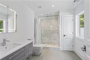 204 Centre Island Rd, Oyster Bay, NY 11771 - Photo 31