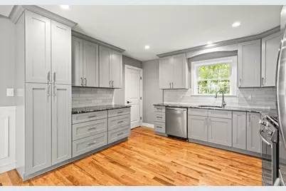 1850 Voshage Street, Baldwin, NY 11510 - Photo 11