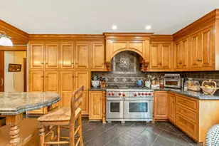 4 Horse Hollow Rd, Locust Valley, NY 11560 - Photo 17