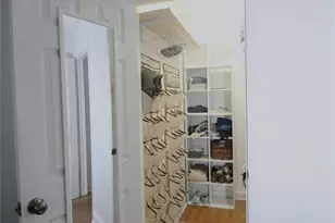 1346 Pine Dr, Bay Shore, NY 11706 - Photo 17