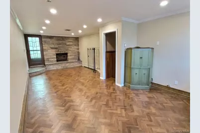 306 Cambridge Avenue, Garden City, NY 11530 - Photo 25