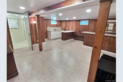 306 Cambridge Avenue, Garden City, NY 11530 - Photo 27