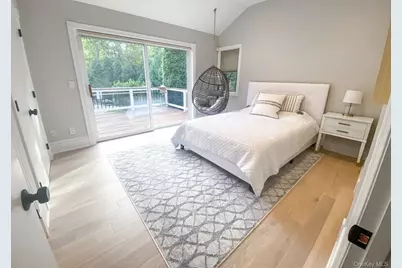 4 Douglas Court, Hampton Bays, NY 11946 - Photo 15