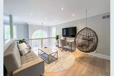 4 Douglas Court, Hampton Bays, NY 11946 - Photo 17