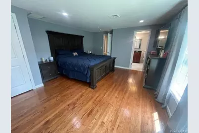 10 Trout Ponds Court, Brookhaven, NY 11719 - Photo 11