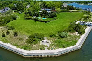 150 Senix Ave, Center Moriches, NY 11934 - Photo 37