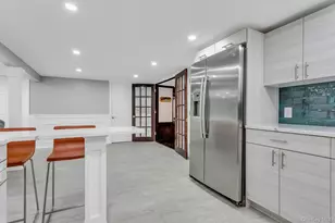 21 Buttonwood Dr, Dix Hills, NY 11746 - Photo 31