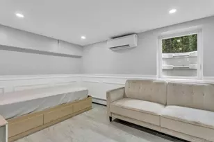 21 Buttonwood Dr, Dix Hills, NY 11746 - Photo 27