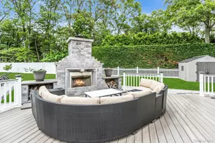 21 Buttonwood Dr, Dix Hills, NY 11746 - Photo 45