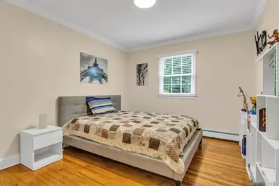 21 Buttonwood Drive, Dix Hills, NY 11746 - Photo 19