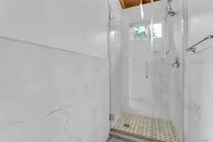 21 Buttonwood Dr, Dix Hills, NY 11746 - Photo 41