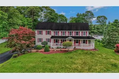 16 Abbey Lane, East Setauket, NY 11733 - Photo 1