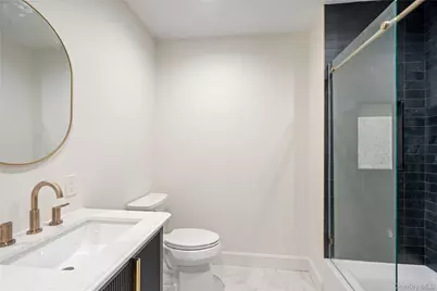 45 Mist Lane, Westbury, NY 11590 - Photo 25