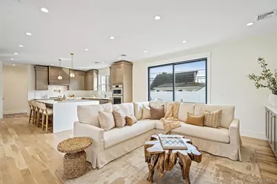 45 Mist Lane, Westbury, NY 11590 - Photo 9