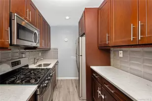 88-25 155th Ave, Howard Beach, NY 11414 - Photo 9