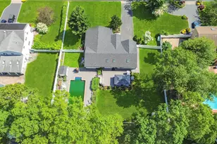 11 Gallatin Dr, Dix Hills, NY 11746 - Photo 27