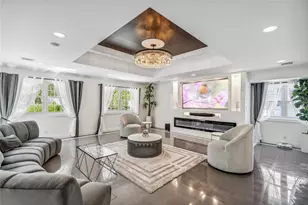 11 Gallatin Dr, Dix Hills, NY 11746 - Photo 5