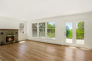 6 Huckleberry Ln E, Hampton Bays, NY 11946 - Photo 23