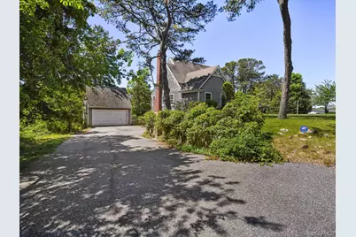 6 Huckleberry Lane E, Hampton Bays, NY 11946 - Photo 43