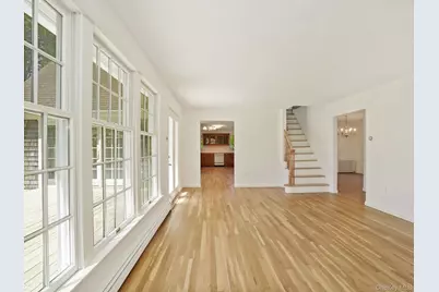 6 Huckleberry Lane E, Hampton Bays, NY 11946 - Photo 25