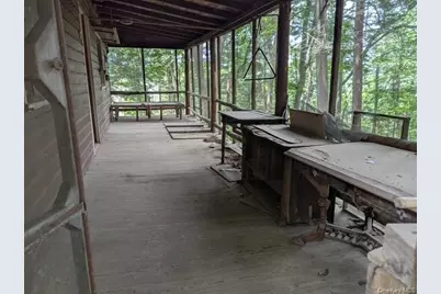 131 Old Plank Road, Sparrow Bush, NY 12780 - Photo 13