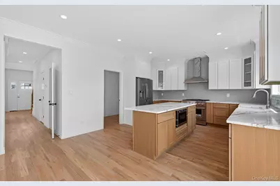 1116 Washington Place, Baldwin, NY 11510 - Photo 13