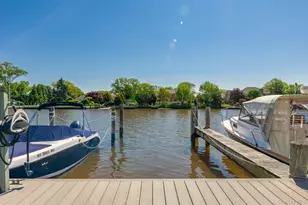 10 Hidden Harbor Dr, Babylon, NY 11702 - Photo 29