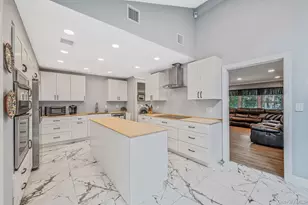 5 Hastings Dr, Ridge, NY 11961 - Photo 7
