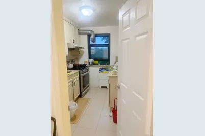 46 Terrace Circle #2C, Great Neck, NY 11021 - Photo 11