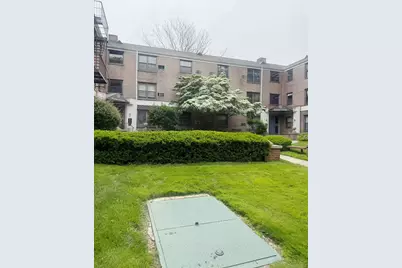 46 Terrace Circle #2C, Great Neck, NY 11021 - Photo 5