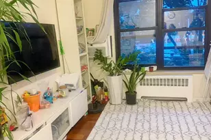 46 Terrace Cir, Great Neck, NY 11021 - Photo 7